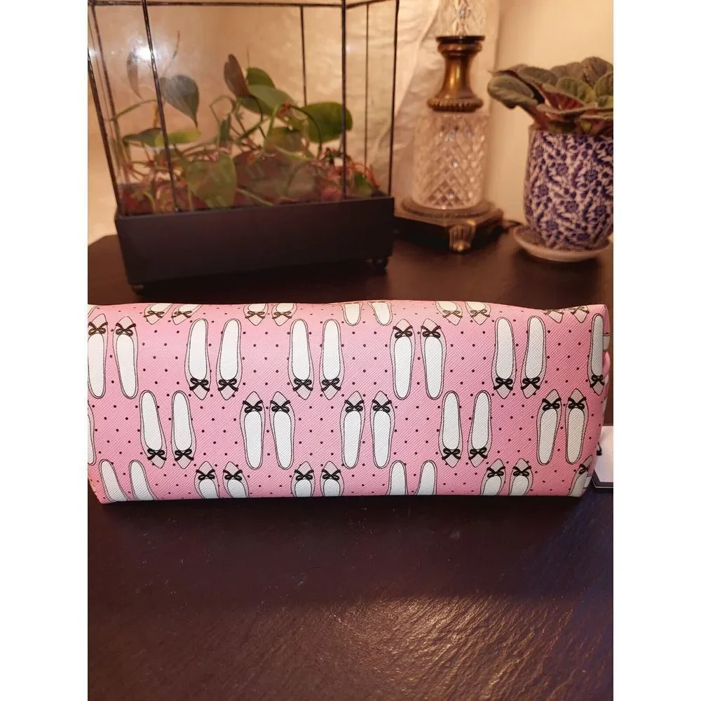 NEW! Clementine & Jane Cosmetics Bag With Shoe Design Pink, White, Tan, Blk $28